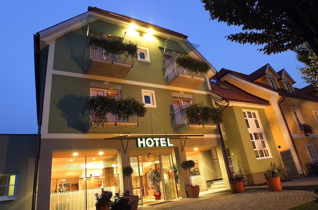Hotel Am Marktplatz - Landgasthof Wratschko - Gamlitz Exterior foto